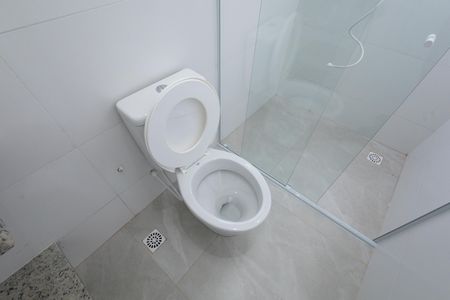 Banheiro de kitnet/studio para alugar com 1 quarto, 24m² em Jardim Satélite, São José dos Campos
