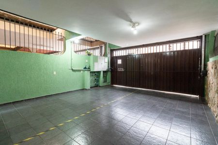 Garagem de casa à venda com 9 quartos, 170m² em Vila Sao Luis, São Paulo