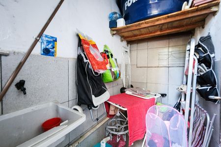 Casa de condomínio à venda com 145m², 5 quartos e sem vaga Casa de condomínio à venda com 145m², 5 quartos e sem vagaÁrea de Serviço - Casa 2