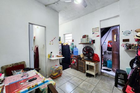 Casa de condomínio à venda com 145m², 5 quartos e sem vaga Casa de condomínio à venda com 145m², 5 quartos e sem vagaSala - Casa 2