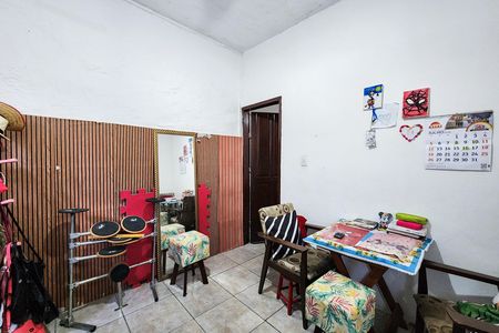 Casa de condomínio à venda com 145m², 5 quartos e sem vaga Casa de condomínio à venda com 145m², 5 quartos e sem vagaSala - Casa 2