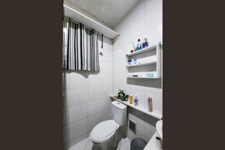 Casa de condomínio à venda com 145m², 5 quartos e sem vaga Casa de condomínio à venda com 145m², 5 quartos e sem vagaBanheiro social - Casa 3