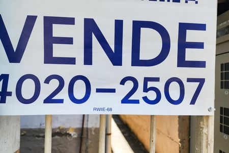 Casa de condomínio à venda com 145m², 5 quartos e sem vaga Casa de condomínio à venda com 145m², 5 quartos e sem vagaPlaca