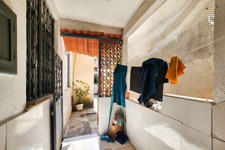 Casa de condomínio à venda com 145m², 5 quartos e sem vaga Casa de condomínio à venda com 145m², 5 quartos e sem vagaÁrea de Serviço - Casa 5