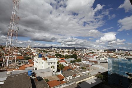Vista de apartamento à venda com 3 quartos, 140m² em Monsenhor Messias, Belo Horizonte