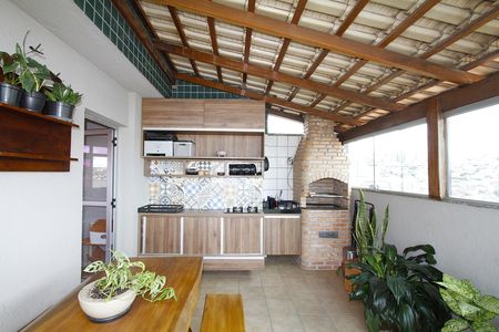 Apartamento à venda com 140m², 3 quartos e 2 vagasCobertura
