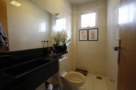 Apartamento à venda com 140m², 3 quartos e 2 vagasBanheiro 3