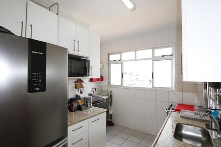 Apartamento à venda com 140m², 3 quartos e 2 vagasCozinha