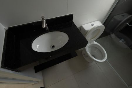 Banheiro de kitnet/studio para alugar com 1 quarto, 18m² em Jardim Satélite, São José dos Campos