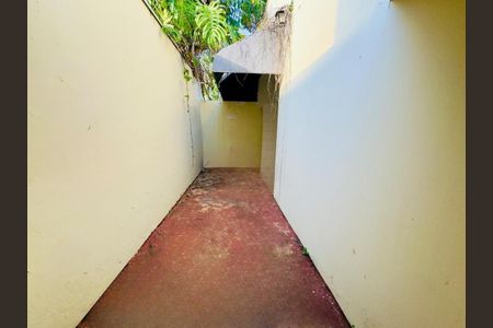 Corredor de casa para alugar com 2 quartos, 70m² em Jardim do Sol, Campinas