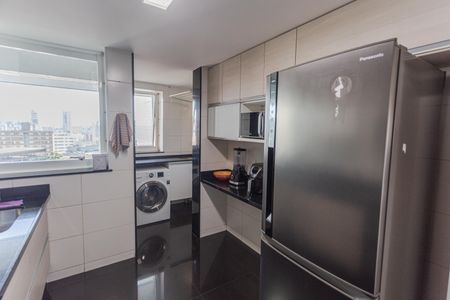 Cozinha de apartamento para alugar com 3 quartos, 103m² em Santo Agostinho, Belo Horizonte