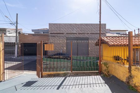 Vista do Quarto 1 de casa para alugar com 2 quartos, 120m² em Vila Granada, São Paulo