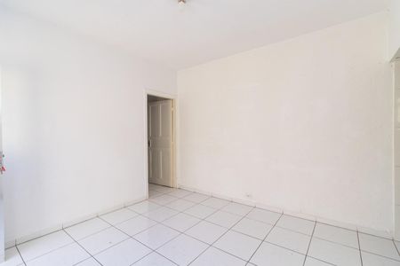 Sala de casa para alugar com 2 quartos, 120m² em Vila Granada, São Paulo