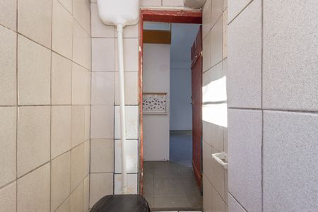Casa para alugar com 50m², 1 quarto e sem vaga Casa para alugar com 50m², 1 quarto e sem vagaBanheiro
