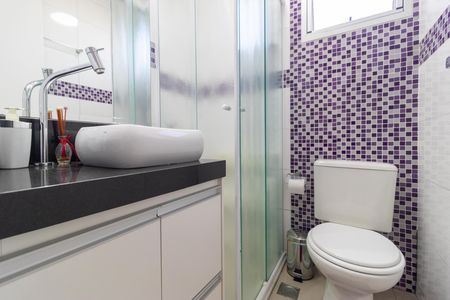 Apartamento para alugar com 49m², 2 quartos e 1 vaga Apartamento para alugar com 49m², 2 quartos e 1 vagaBanheiro