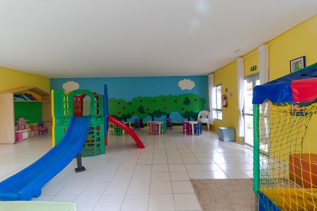 Apartamento para alugar com 49m², 2 quartos e 1 vaga Apartamento para alugar com 49m², 2 quartos e 1 vagaÁrea comum - Brinquedoteca