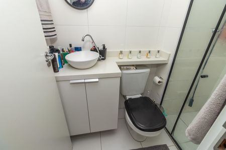 Banheiro de apartamento para alugar com 2 quartos, 35m² em Barra Funda, São Paulo