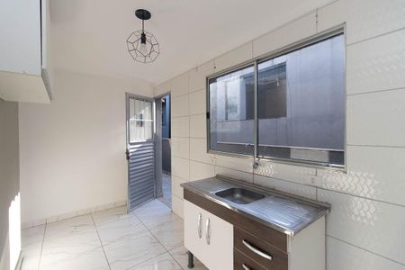 Sala/Cozinha de apartamento para alugar com 1 quarto, 35m² em Parque Edu Chaves, São Paulo