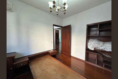 Casa de condomínio para alugar com 520m², 4 quartos e 4 vagasSuíte 4