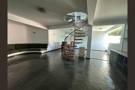 Casa de condomínio para alugar com 520m², 4 quartos e 4 vagasSalão de Festas