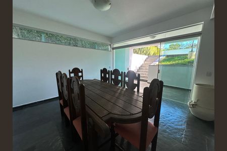 Casa de condomínio para alugar com 520m², 4 quartos e 4 vagasSalão de Festas