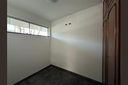 Casa de condomínio para alugar com 520m², 4 quartos e 4 vagasQuarto de Serviço