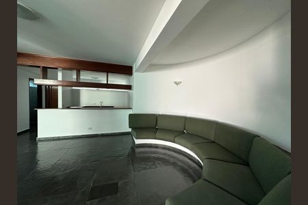 Casa de condomínio para alugar com 520m², 4 quartos e 4 vagasSalão de Festas