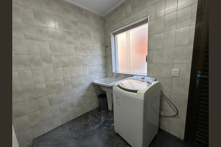Área de Serviço de casa de condomínio para alugar com 4 quartos, 520m² em Jardim Paulista, Barueri