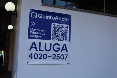 Casa de condomínio para alugar com 520m², 4 quartos e 4 vagasFachada