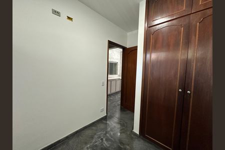 Casa de condomínio para alugar com 520m², 4 quartos e 4 vagasQuarto de Serviço