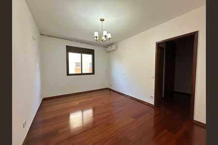 Suíte 1 de casa de condomínio para alugar com 4 quartos, 520m² em Jardim Paulista, Barueri