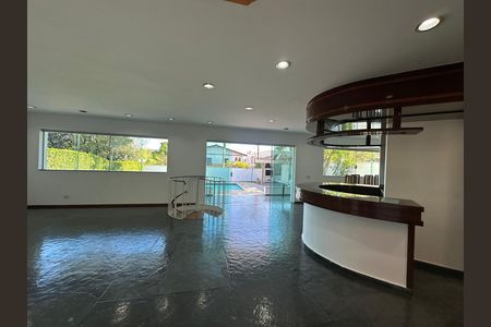 Sala de casa de condomínio para alugar com 4 quartos, 520m² em Jardim Paulista, Barueri