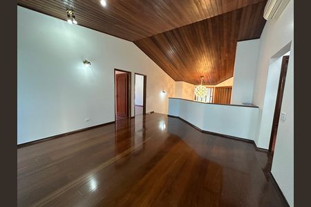 Casa de condomínio para alugar com 520m², 4 quartos e 4 vagasSala íntima 