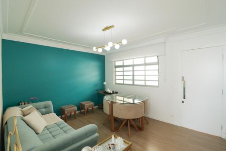 Apartamento à venda com 58m², 2 quartos e 1 vaga Apartamento à venda com 58m², 2 quartos e 1 vagaSala
