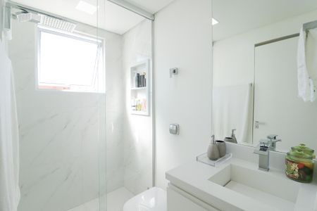 Apartamento à venda com 58m², 2 quartos e 1 vaga Apartamento à venda com 58m², 2 quartos e 1 vagaBanheiro