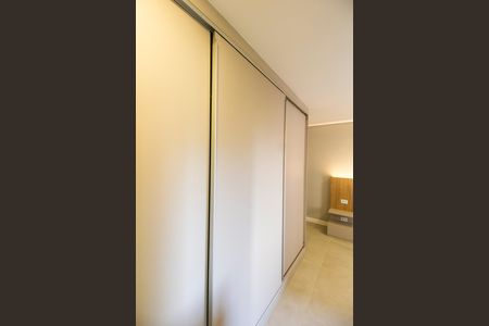 Apartamento para alugar com 111m², 3 quartos e 2 vagas Apartamento para alugar com 111m², 3 quartos e 2 vagasCloset da suíte