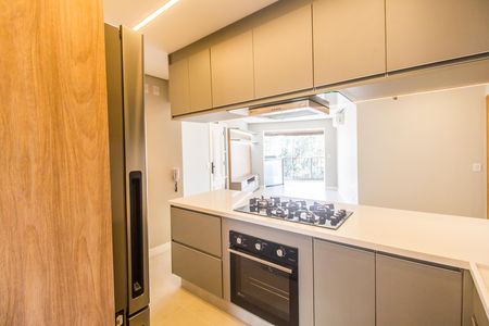 Apartamento para alugar com 111m², 3 quartos e 2 vagas Apartamento para alugar com 111m², 3 quartos e 2 vagasCozinha