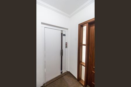 Apartamento para alugar com 111m², 3 quartos e 2 vagas Apartamento para alugar com 111m², 3 quartos e 2 vagasEntrada