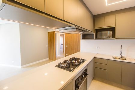 Cozinha de apartamento para alugar com 3 quartos, 111m² em Alphaville Industrial, Barueri