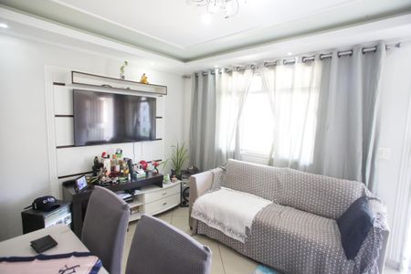 Sala de casa para alugar com 2 quartos, 80m² em Taquara, Rio de Janeiro