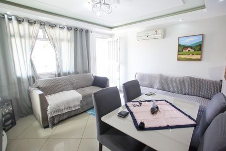 Casa para alugar com 80m², 2 quartos e 1 vagaSala