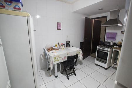 Cozinha de casa para alugar com 2 quartos, 80m² em Taquara, Rio de Janeiro