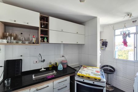 Apartamento à venda com 54m², 2 quartos e 1 vaga Apartamento à venda com 54m², 2 quartos e 1 vagaCozinha e Área de Serviço