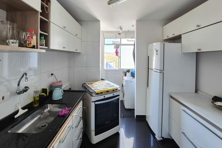 Apartamento à venda com 54m², 2 quartos e 1 vaga Apartamento à venda com 54m², 2 quartos e 1 vagaCozinha e Área de Serviço