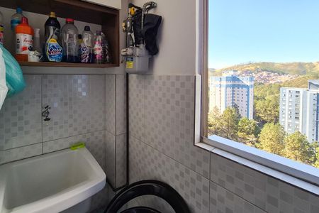 Apartamento à venda com 54m², 2 quartos e 1 vaga Apartamento à venda com 54m², 2 quartos e 1 vagaCozinha e Área de Serviço