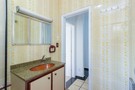 Banheiro de casa para alugar com 4 quartos, 360m² em Parque Sao Domingos, São Paulo