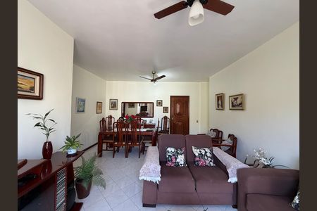 Apartamento à venda com 104m², 3 quartos e 1 vaga Apartamento à venda com 104m², 3 quartos e 1 vagaSala