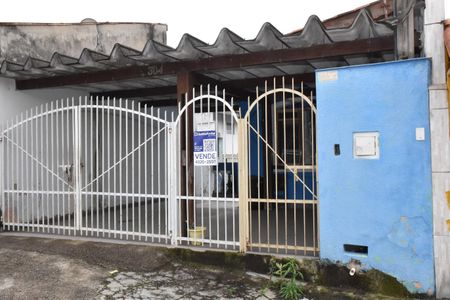 fachada da casa com placa de venda cod UDOT 458 de casa à venda com 3 quartos, 174m² em Jardim das Tulipas, Jundiaí