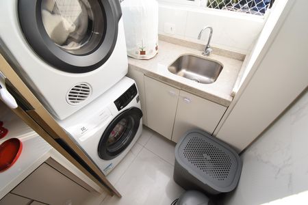 Apartamento à venda com 93m², 3 quartos e 2 vagasÁrea de Serviço