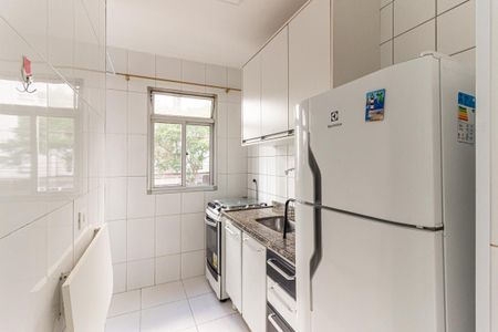 Cozinha de apartamento à venda com 1 quarto, 33m² em Luz, São Paulo